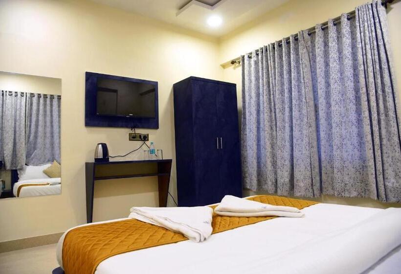 Standard Room, Smooth Checkin By Edition Blue