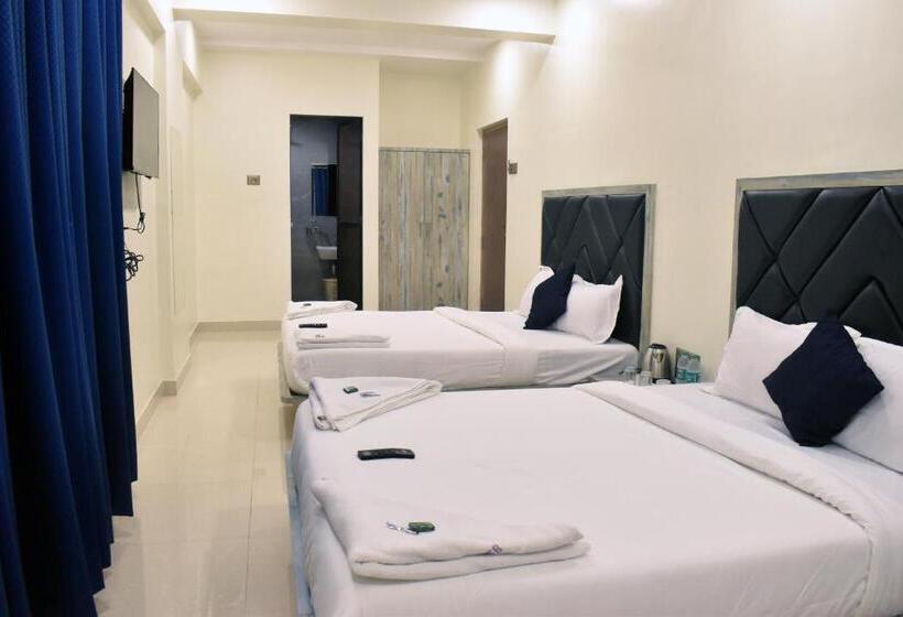 Superior Family Room, Smooth Checkin By Edition Blue