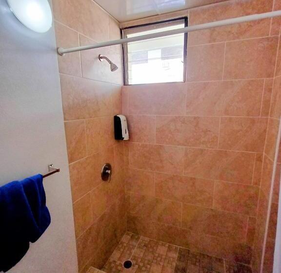 סטודיו דלוקס, Linkzup Europa Condos