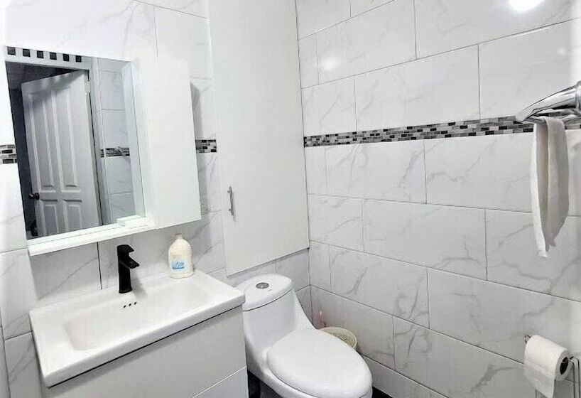 דירת חדר דלוקס, Linkzup Europa Condos