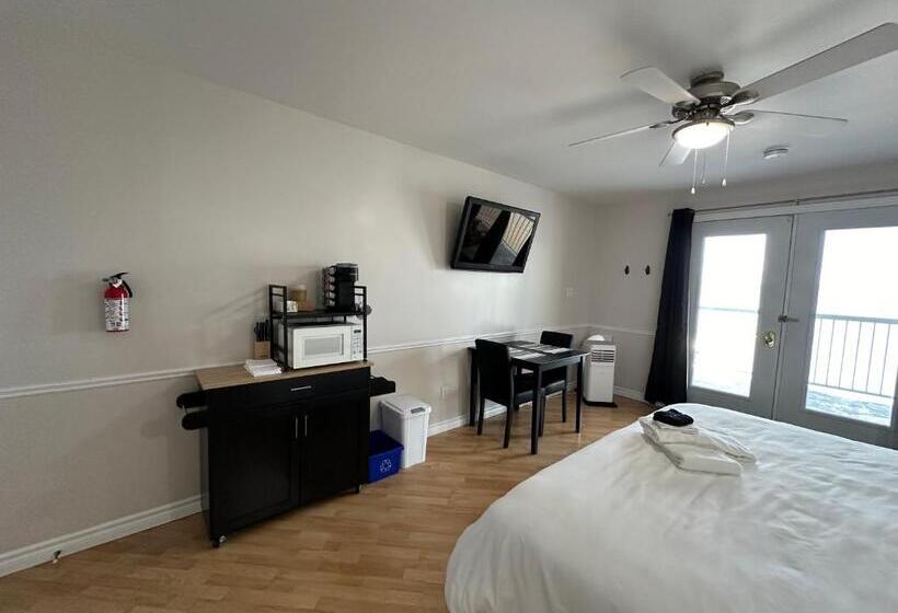 Superior Suite, Haileybury Lakehouse