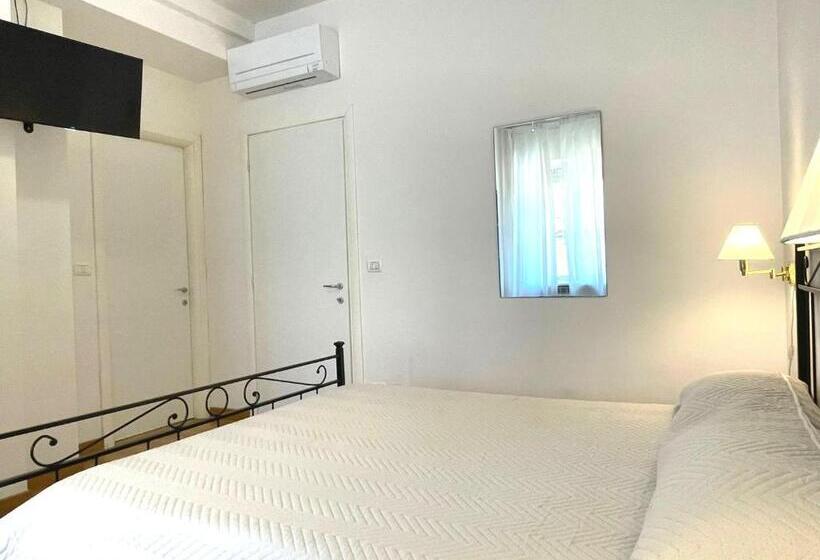 اتاق سوپریور, La Loggia Rooms