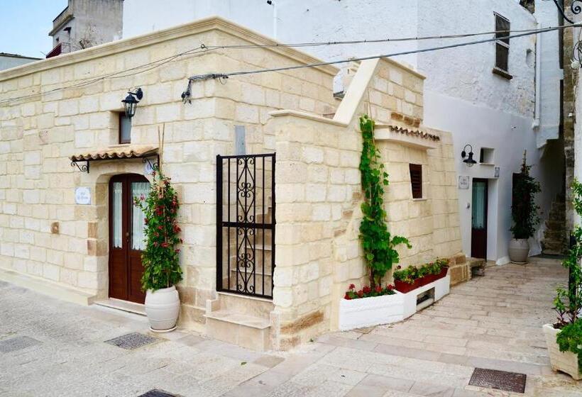 Студия Стандарт, B&b La Gravina