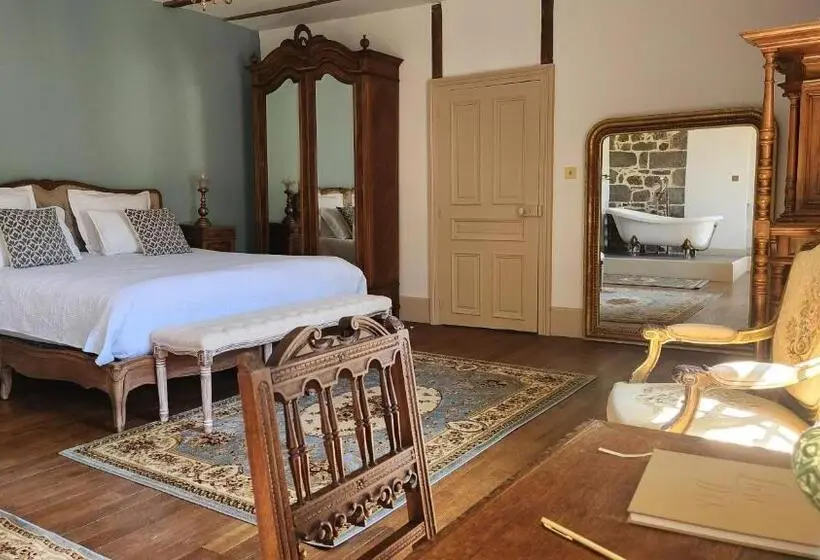 デラックスルーム, Château De Longevergne
