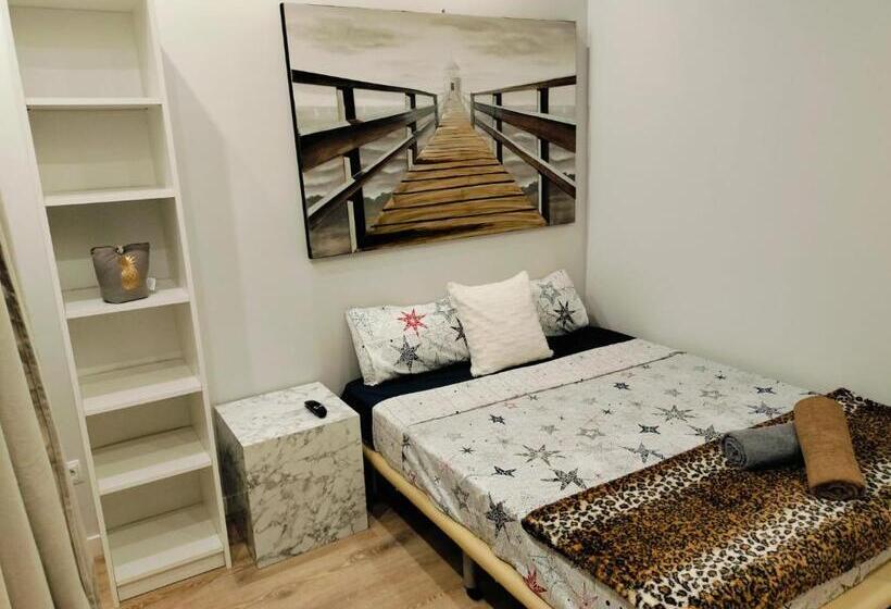 Номер Стандарт с Балконом, Colon Rooms