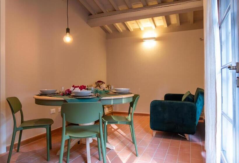 带阳台两卧公寓, Borgo Ai Cuori