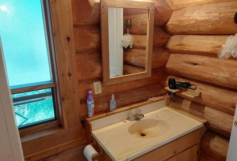 شاليه سوبيريور غرفة نوم واحدة, Escott Bay Resort