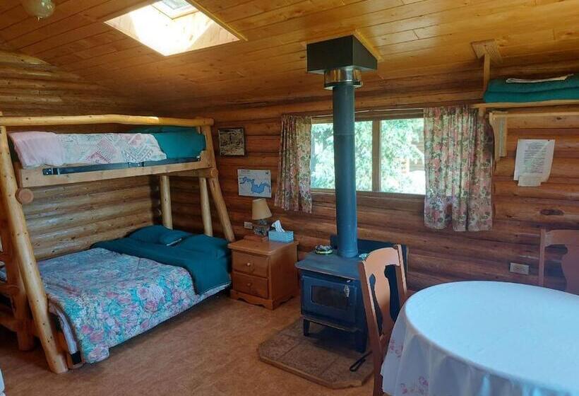 استوديو قياسي مطل على البحيرة, Escott Bay Resort