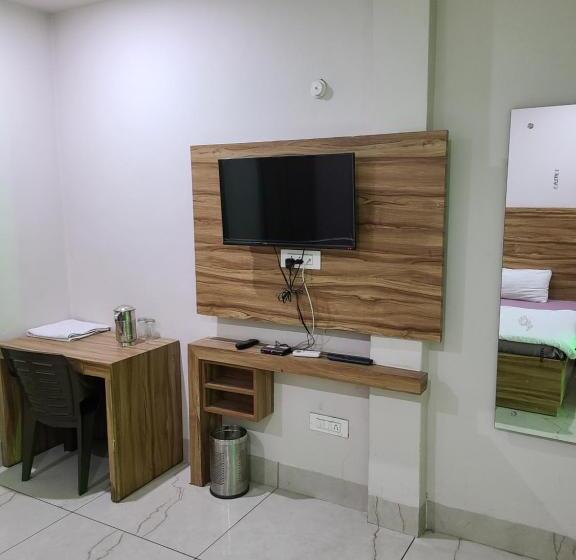 غرفة قياسية, Pinnacle