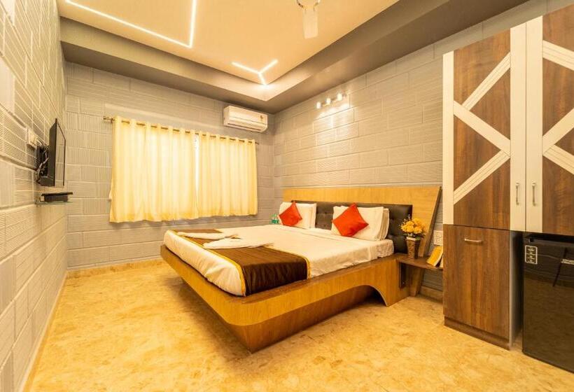 디럭스 스튜디오, Seasons Suites Hbr