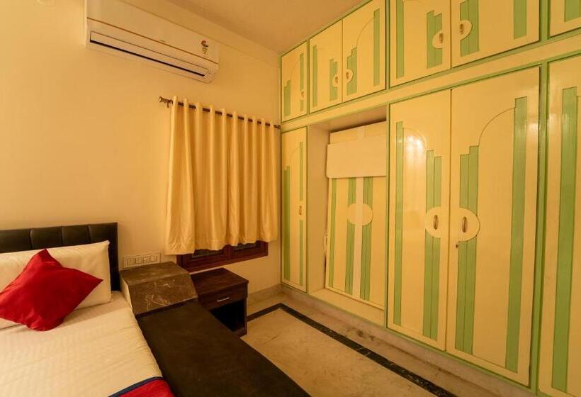 디럭스 트리플 룸, Seasons Suites Hbr