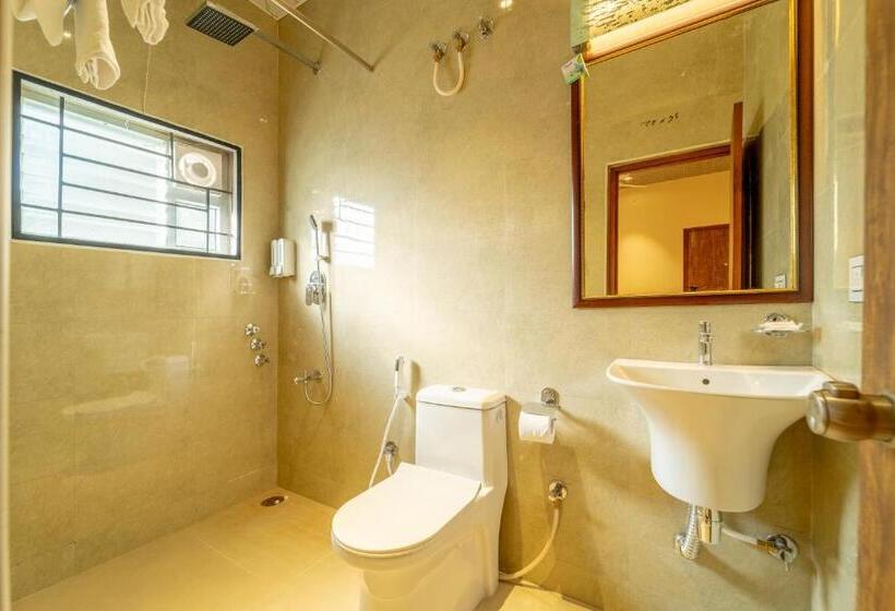 패밀리 방갈로, Seasons Suites Hbr