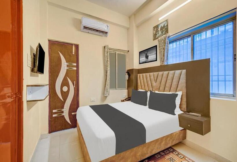 اتاق کلاسیک سه تخته, Super Townhouse Anisabad Near Mahavir Cancer Sansthan