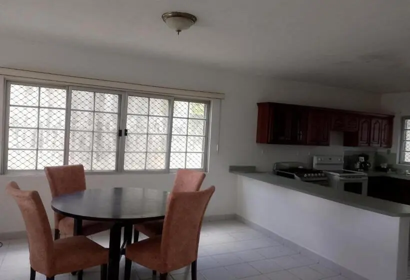 2 Bedroom Family Apartment with Views, House Relax