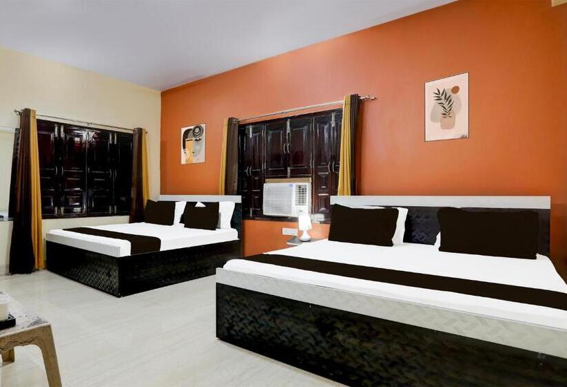 اتاق کلاسیک سه تخته, Super Hotel O R B Palace