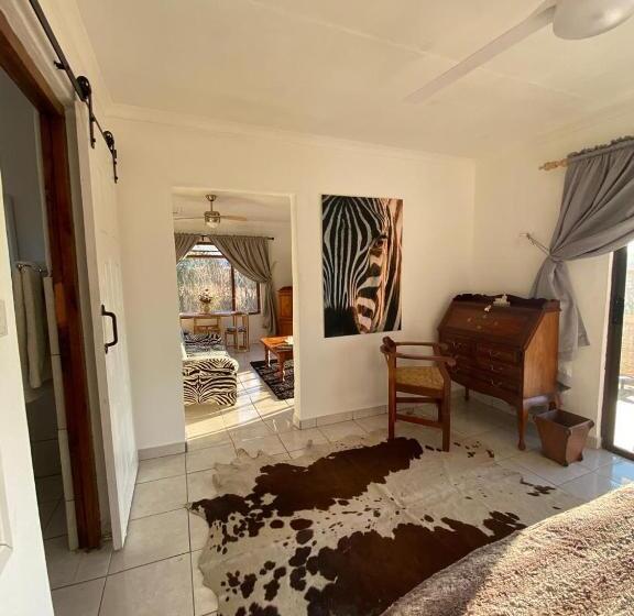 חדר סטנדרט נוף להרים, Sani Pass View Cottage