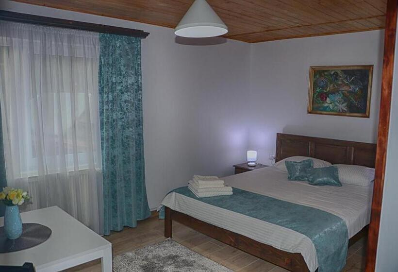 غرفة قياسية, Casa Camelia