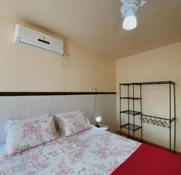 コンフォートトリプルルーム, Suítes Da Villa   Hospedaria