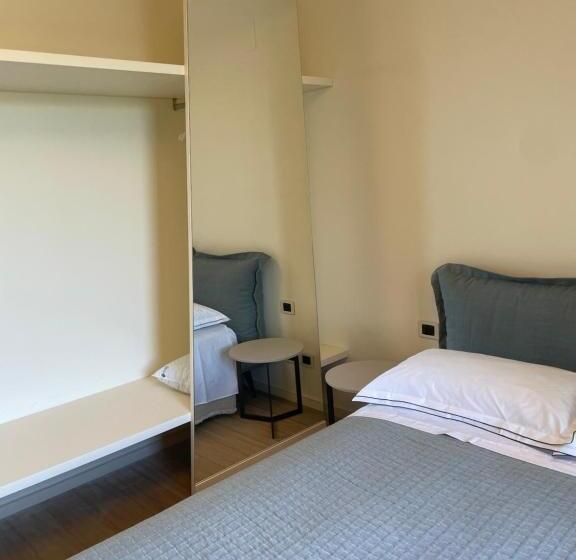 اتاق استاندارد چهارنفره با چشمانداز باغ, B&b La Bouganvillea
