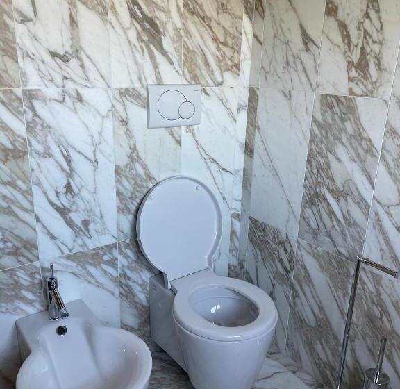 اتاق سه نفره سوپریور با چشمانداز دریا, B&b La Bouganvillea