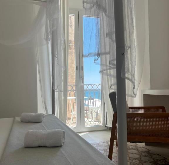 디럭스 룸 바다 전망, Donna Veneranda