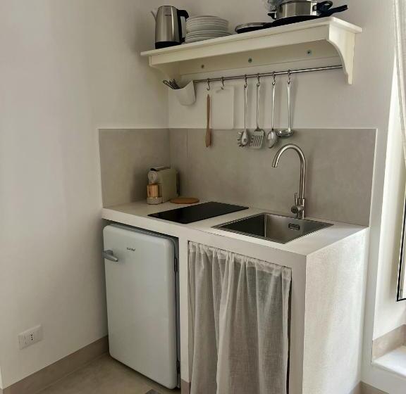 스탠다드 룸 킹사이즈 침대, Donna Veneranda