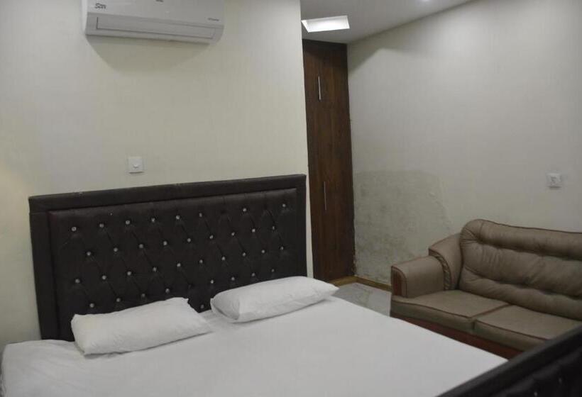 آپارتمان خانوادگی 2 خوابه, Ukasha Guest House