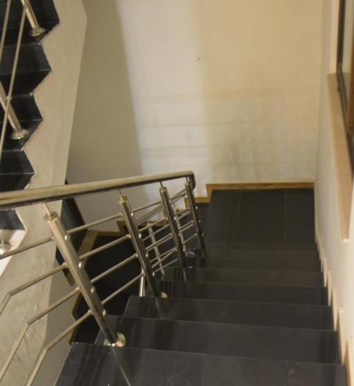 اتاق لوکس خانوادگی, Ukasha Guest House