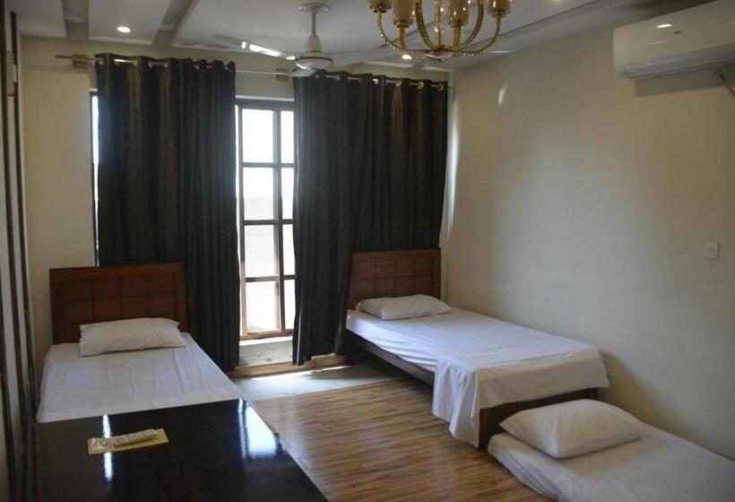 خانه 1 خوابه, Ukasha Guest House