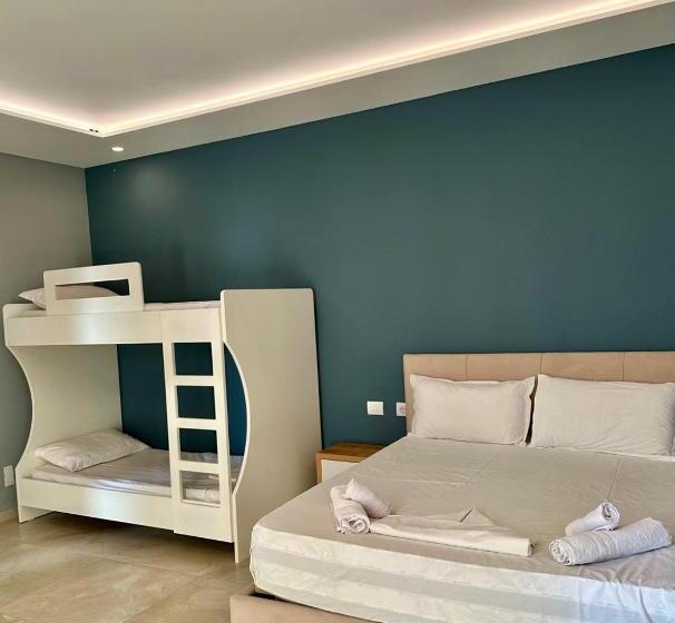 اتاق استاندارد چهار تخته, Zeus