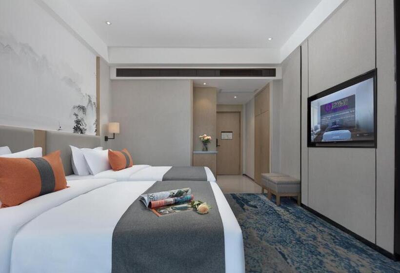 Номер Superior, Kanglai Hotel Changsha Huanghua Airport Dalucun Metro Station Airport Pick Up And Drop Off Service