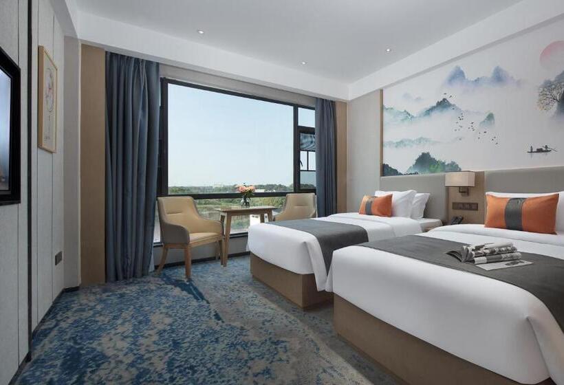 Номер Superior, Kanglai Hotel Changsha Huanghua Airport Dalucun Metro Station Airport Pick Up And Drop Off Service