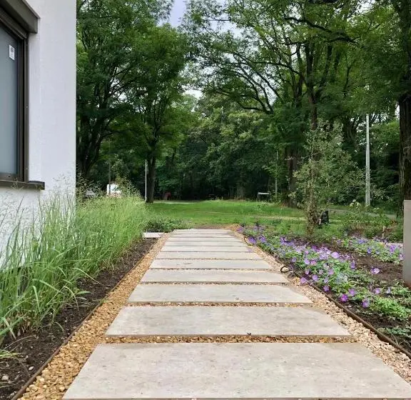 Deluxe Neljän Hengen Huone, Huis Vanellus
