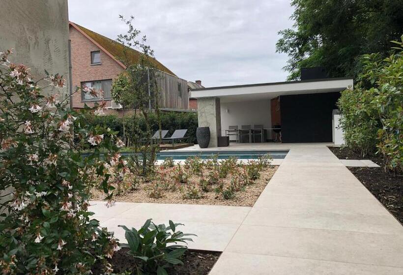 デラックスの４人部屋, Huis Vanellus