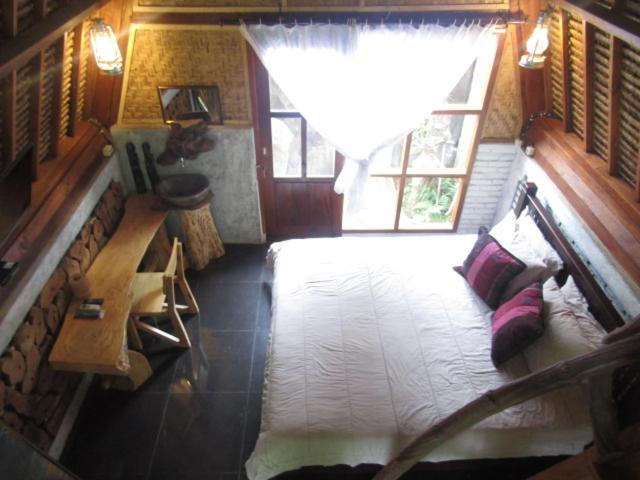 패밀리 방갈로, Bale Jukung