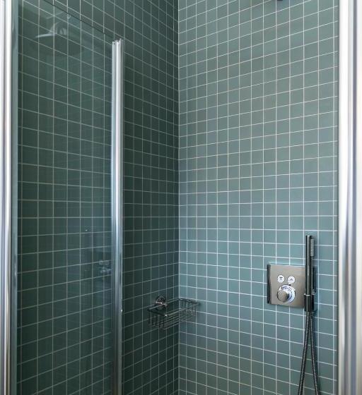 带大床的豪华间, Entrenous B&b Ghent