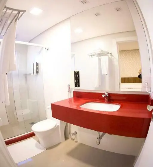 スタンダードトリプルルーム, Holiday & Business Hotel Em Frente Ao Centro De Eventos E Arena Conda