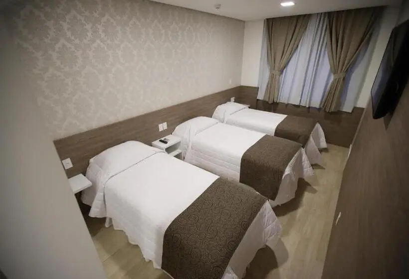 スタンダードトリプルルーム, Holiday & Business Hotel Em Frente Ao Centro De Eventos E Arena Conda