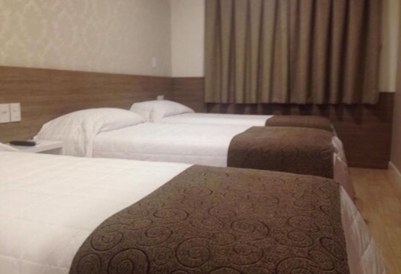 Номер Стандарт Трехместный, Holiday & Business Hotel Em Frente Ao Centro De Eventos E Arena Conda