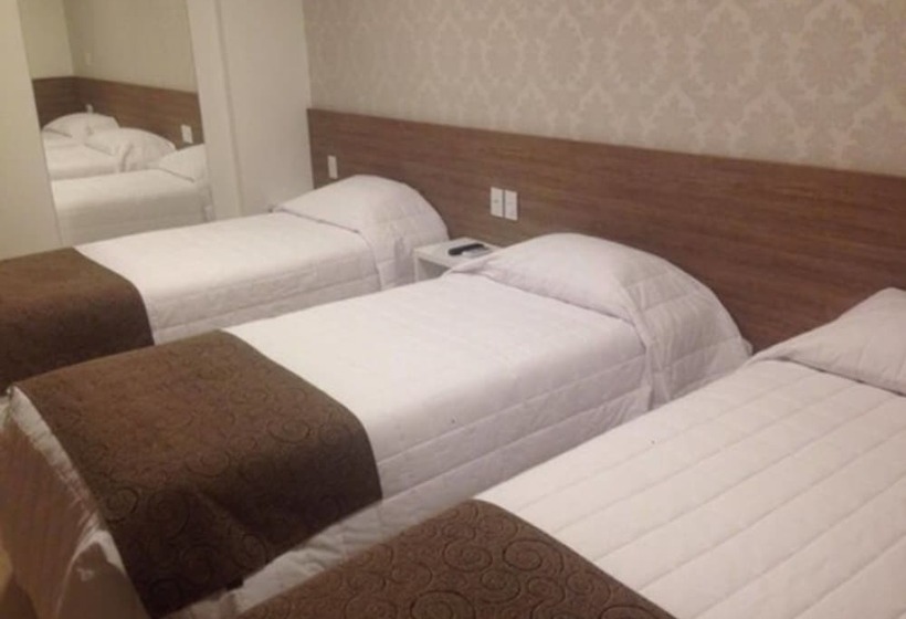 Номер Стандарт Трехместный, Holiday & Business Hotel Em Frente Ao Centro De Eventos E Arena Conda