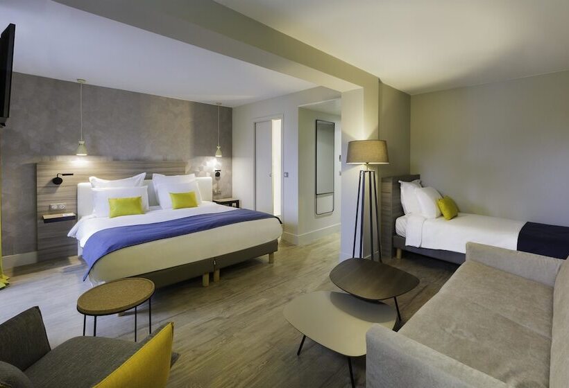 חדר משפחתי, Best Western La Porte Des Chateaux