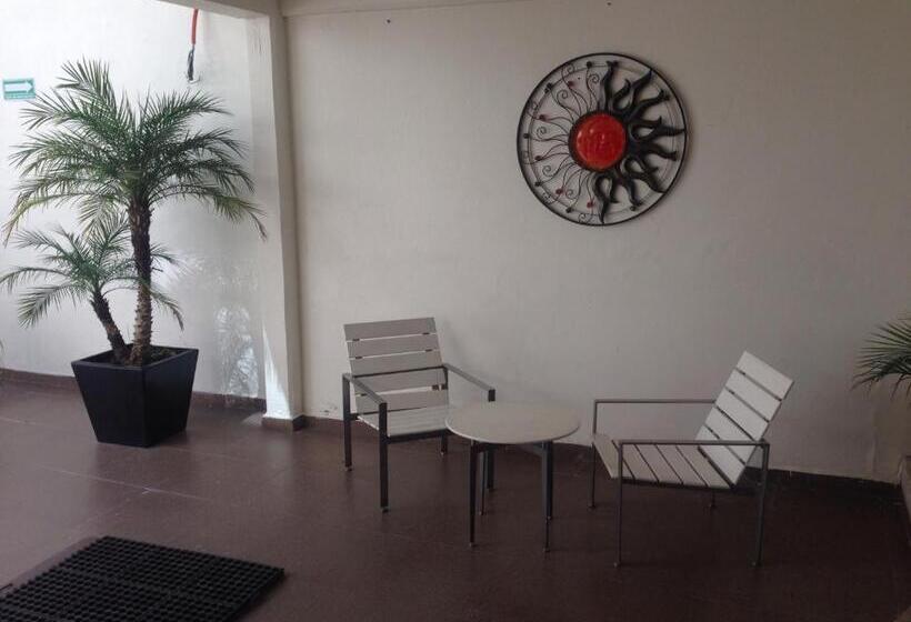 スタンダード４人部屋, Yaocalli