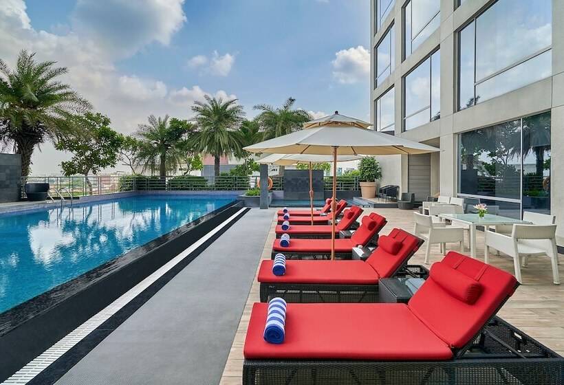 Номер Клуб, Hyatt Regency Lucknow Gomti Nagar