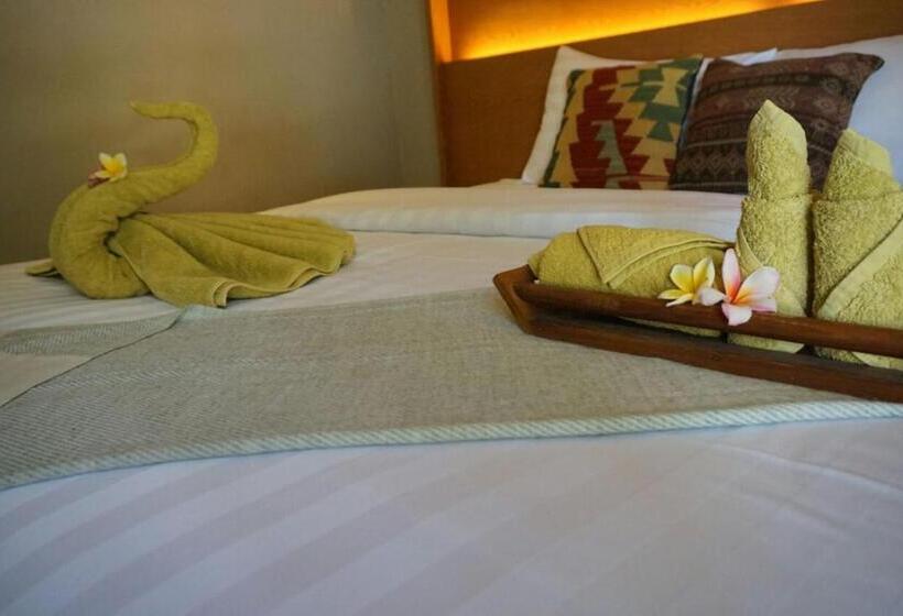 带阳台的豪华间, Locomotive Hotel And Spa By Eps