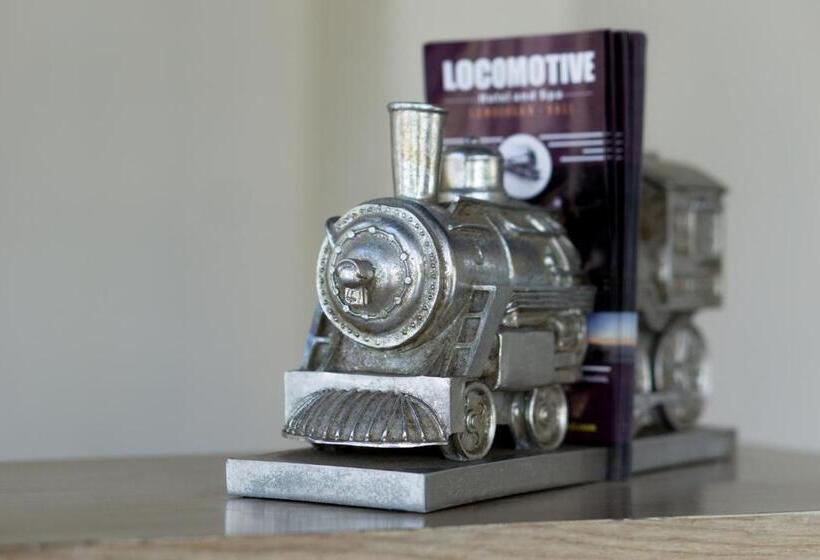 带阳台的豪华间, Locomotive Hotel And Spa By Eps