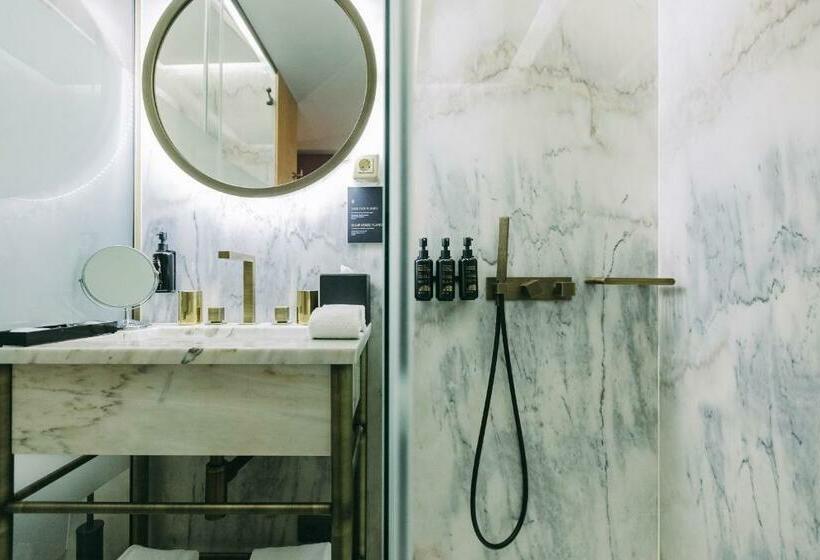 Quarto clássico, Torel Avantgarde