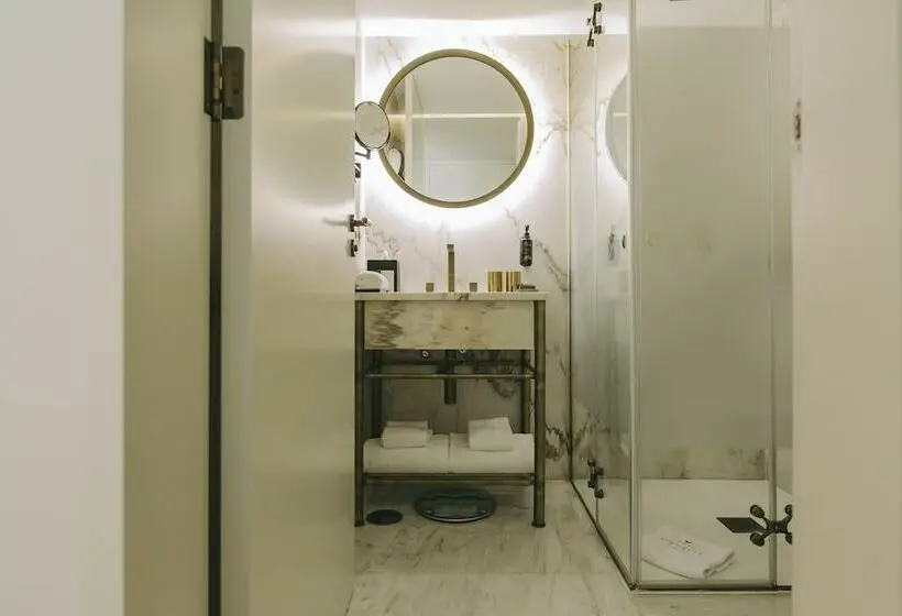 Quarto clássico, Torel Avantgarde