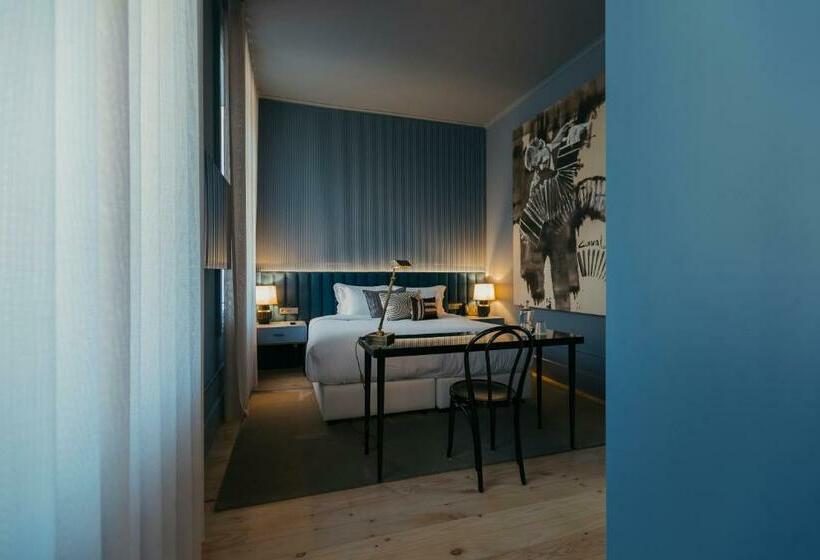 Quarto executivo, Torel Avantgarde