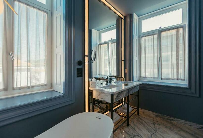 Quarto executivo, Torel Avantgarde