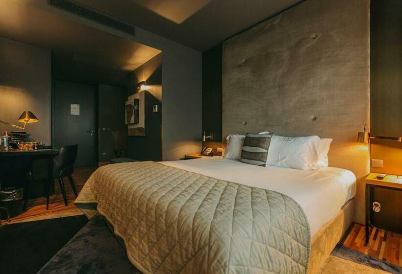 Quarto executivo, Torel Avantgarde